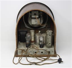 Vintage 1935 Philco 84B  Baby Grand Cathedral Radio
